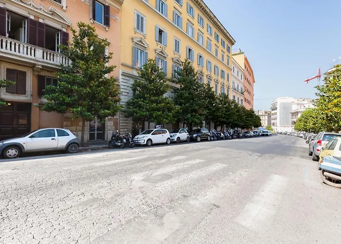 Lovely And Modern Flat Near The Colosseum * Rom
