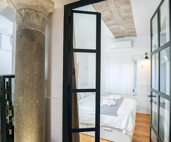 Lovely And Modern Flat Near The Colosseum Rom